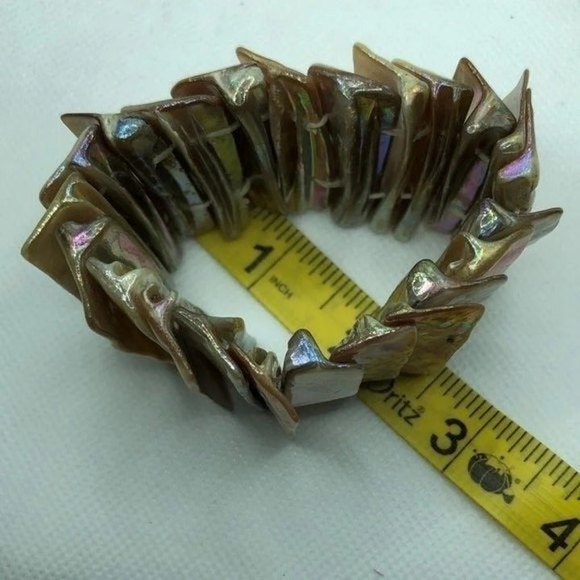 Abalone Mother of Pearl Wide Shell Stretch Bracelet - Picture 6 of 7
